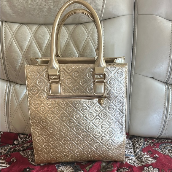 Christian Lacroix Gold Quilted Tote - Picture 3 of 5